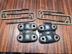 504.gm8m99 Chevrolet Truck 99-07 Silverado 1500 Rear Axle U-bolts With Plates Assembly Oem Factory
