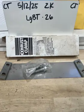 Re30042 Donaldson Exhaust Clamp