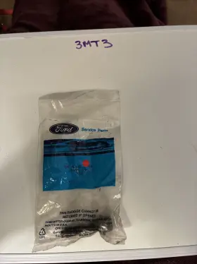 391729-s101 Ford 1 Genuine Oe Stud Nos Oem Sold Individually