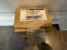 Bc3z-5a242-a Ford Genuine Catalytic Converter Bracket