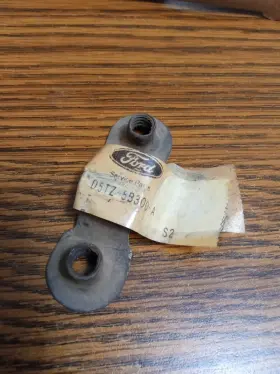 D5tz-5b300-a Ford D5tz5b300a Genuine Oem Retainer Clamp Please Read Description