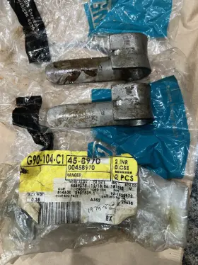 458970 Gm Nos Exhaust Hanger Clip