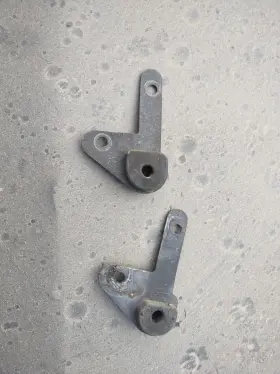 Nng6793aa Jaguar Pair Xj6 Xj8 Vdp 95 To 03 Left Hand Rear Muffler Hangers Used