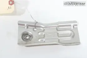 A2056822700 Mercedes-benz 2015-2018 C300 W205 2.0l Forward Protective Screen Exhaust Hanger Oem