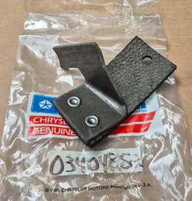 3404852 Mopar 1970-1973 Fury Polara T&c Monaco Wagon Nos Tail Pipe Rear Hanger