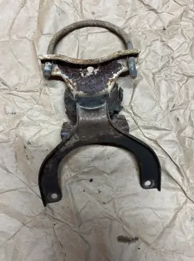 944-111-307-00 Porsche 1983 - 1995 924 944 968 Exhaust Hanger 94411130700