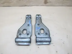 99611123702 Porsche 2002-2005 911 996 3.6l Rear Exhaust Muffler Bracket Support Set Of 2