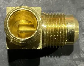 F-5070 Sae J512 Ihc Model Air Brake Pipe To Tube Elbow