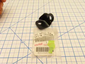 17118-28060 Toyota Bracket Manifold Stay #1