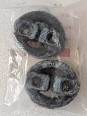 17563-35020 Toyota Qty 2 Genuine Oem Rubber Exhaust Supports 1984-1995 Pickup 4r